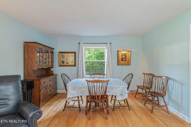 304 Bona Rd, Knoxville, TN 37914