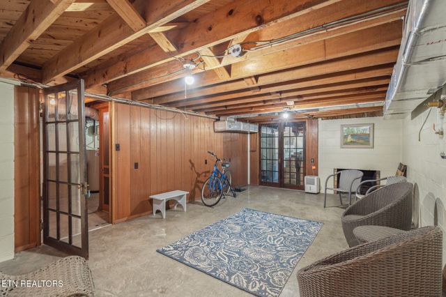304 Bona Rd, Knoxville, TN 37914