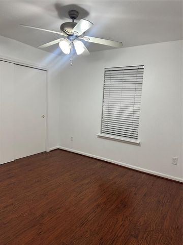 5806 Coastal Way, Houston, TX 77085