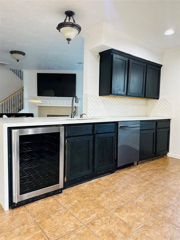 5806 Coastal Way, Houston, TX 77085