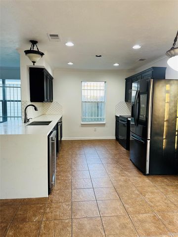 5806 Coastal Way, Houston, TX 77085