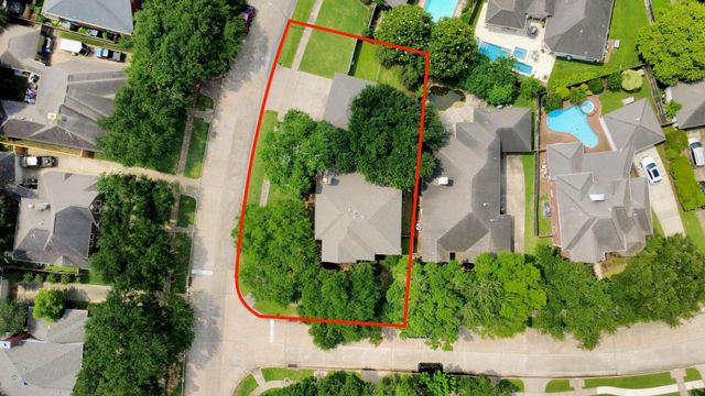 7130 Glenwood Drive, Sugar Land, TX 77479
