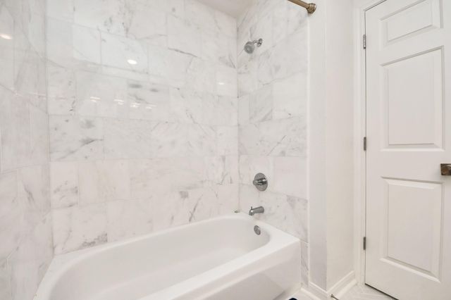 7130 Glenwood Drive, Sugar Land, TX 77479