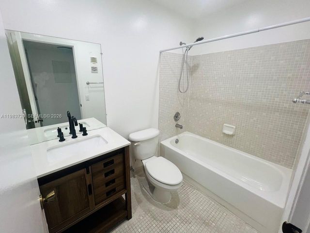 9743 W Mcnab Rd 209, Tamarac, FL 33321