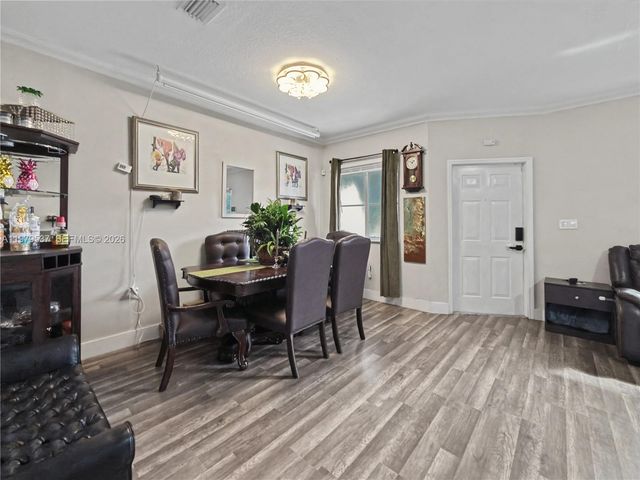 3070 SE 17th Ave, Homestead, FL 33035