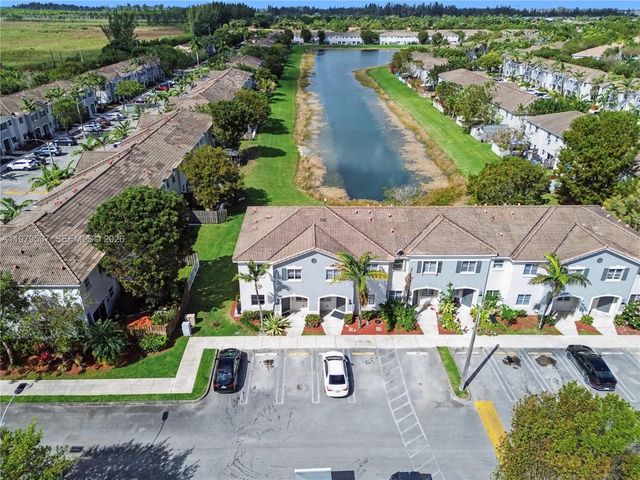 3070 SE 17th Ave, Homestead, FL 33035