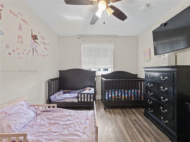 3070 SE 17th Ave, Homestead, FL 33035