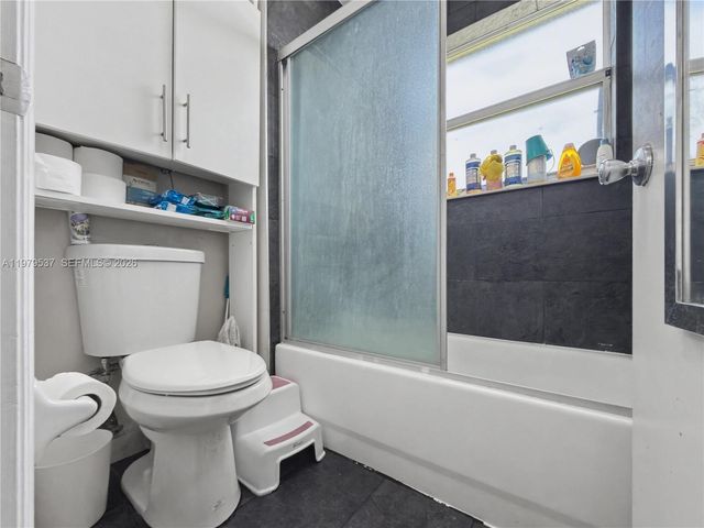 3070 SE 17th Ave, Homestead, FL 33035