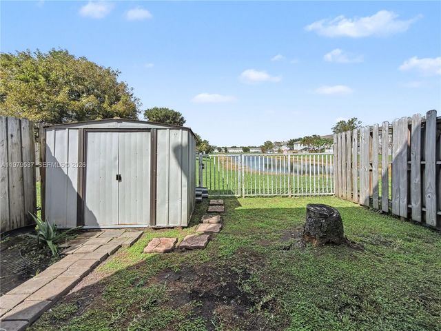 3070 SE 17th Ave, Homestead, FL 33035