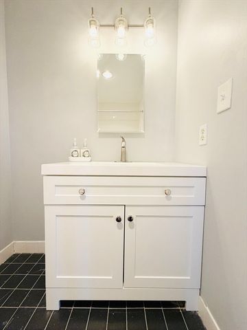 77 Adams Street 610, Quincy, MA 02169