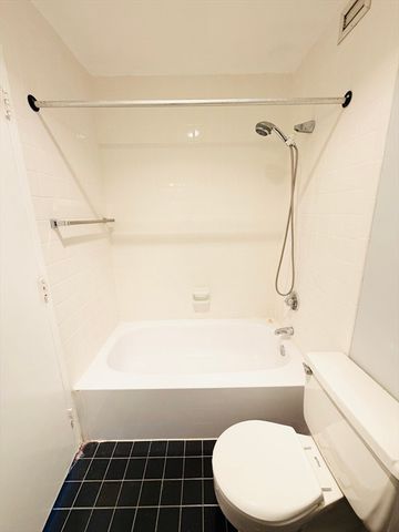 77 Adams Street 610, Quincy, MA 02169