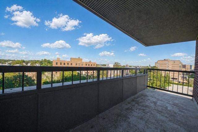 77 Adams Street 610, Quincy, MA 02169