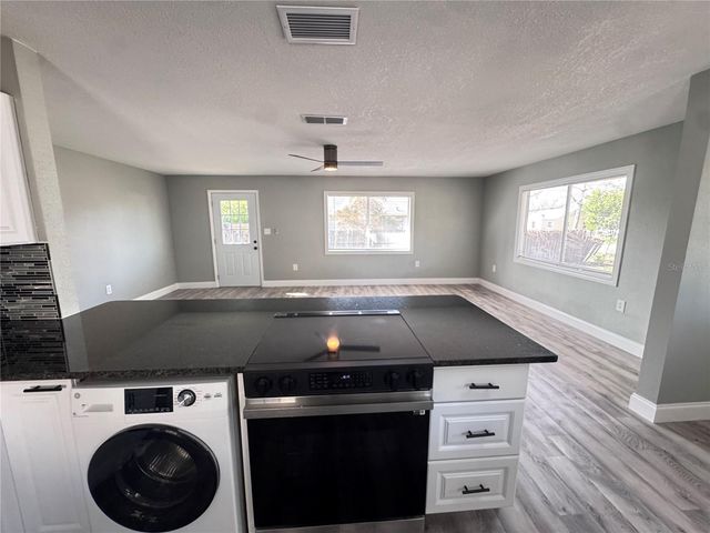 1121 EDITH AVENUE, Lakeland, FL 33805