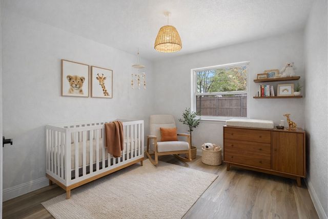 5706 Banting Way, Dallas, TX 75227