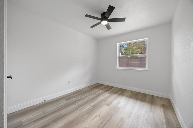 5706 Banting Way, Dallas, TX 75227