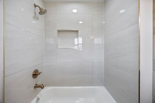 5706 Banting Way, Dallas, TX 75227