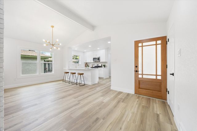 5706 Banting Way, Dallas, TX 75227