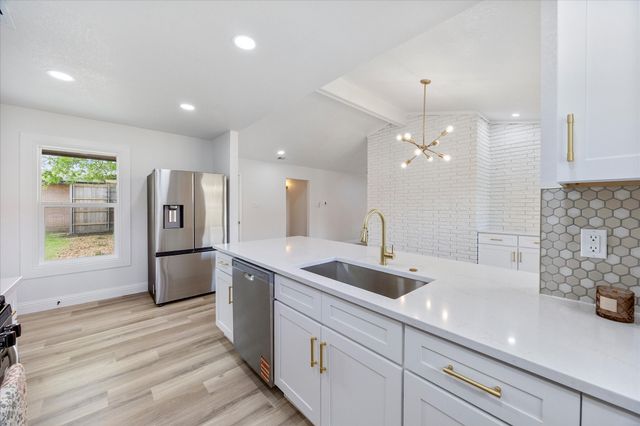 5706 Banting Way, Dallas, TX 75227