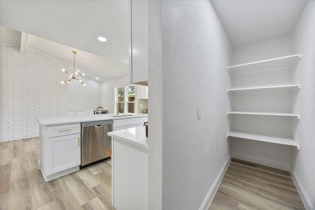 5706 Banting Way, Dallas, TX 75227