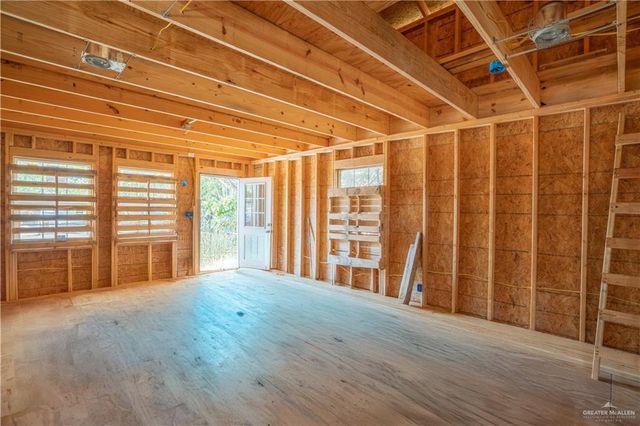 115 S Guerra Avenue, Weslaco, TX 78596