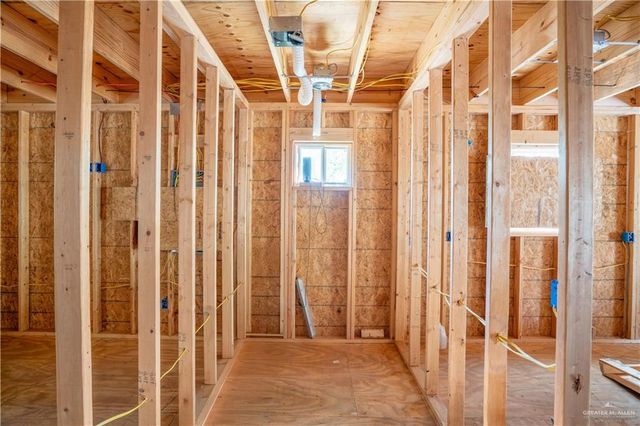 115 S Guerra Avenue, Weslaco, TX 78596