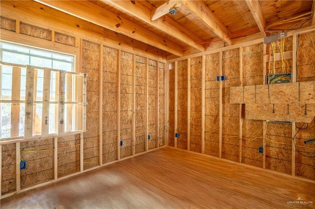 115 S Guerra Avenue, Weslaco, TX 78596