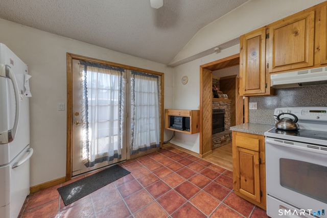 173 Wonx Spring Road, Southington, CT 06479