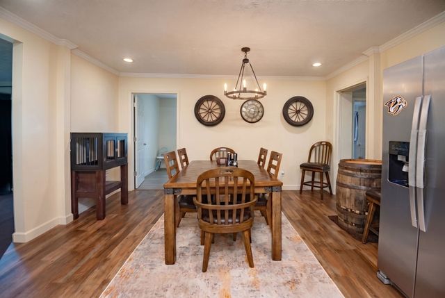 33 Horseshoe Bend Ln, Elmwood, TN 38560