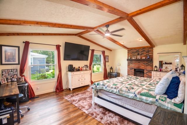 33 Horseshoe Bend Ln, Elmwood, TN 38560