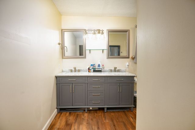 33 Horseshoe Bend Ln, Elmwood, TN 38560