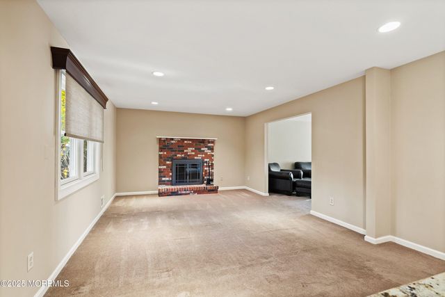 1 Kate Court, Marlboro, NJ 07746