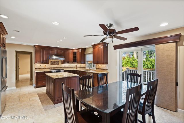 1 Kate Court, Marlboro, NJ 07746