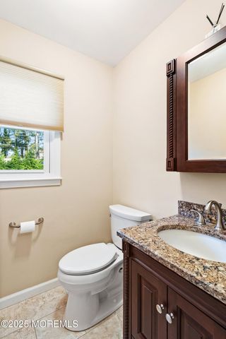 1 Kate Court, Marlboro, NJ 07746