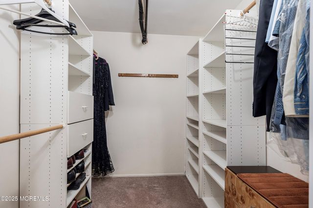 1 Kate Court, Marlboro, NJ 07746