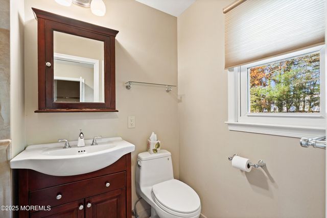 1 Kate Court, Marlboro, NJ 07746