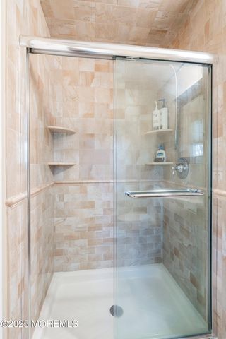 1 Kate Court, Marlboro, NJ 07746