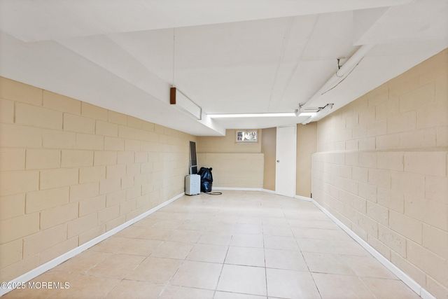 1 Kate Court, Marlboro, NJ 07746