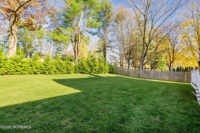 1 Kate Court, Marlboro, NJ 07746