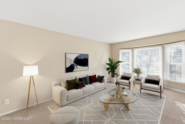 1 Kate Court, Marlboro, NJ 07746