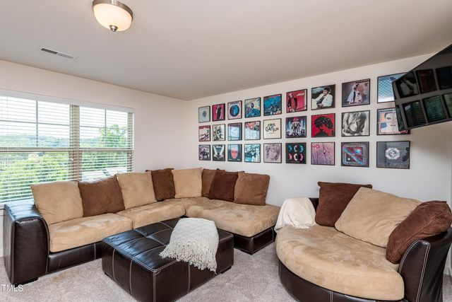 7809 Lillyhurst Drive, Raleigh, NC 27612