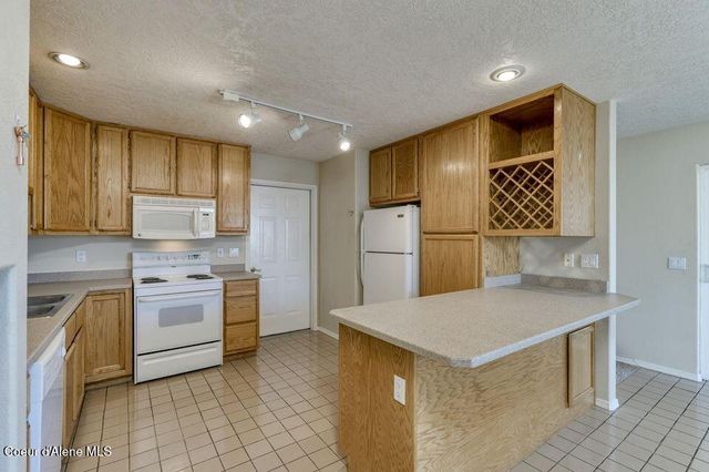 13947 N Lauren LOOP, Rathdrum, ID 83858