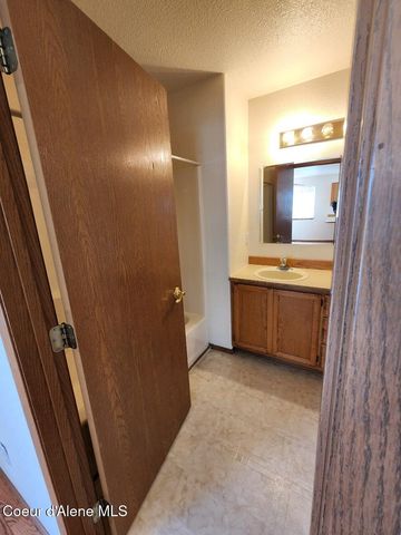 13947 N Lauren LOOP, Rathdrum, ID 83858