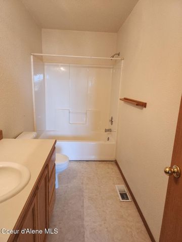 13947 N Lauren LOOP, Rathdrum, ID 83858