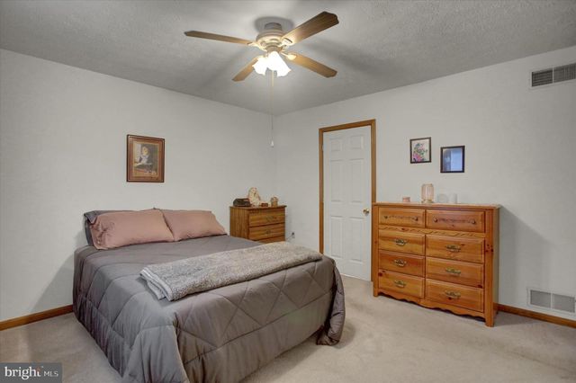 712 MARDEN AVENUE N, Shippensburg, PA 17257