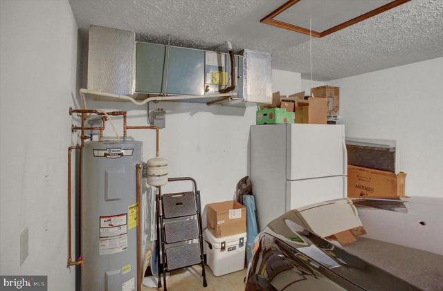 712 MARDEN AVENUE N, Shippensburg, PA 17257