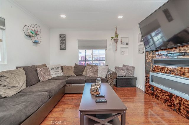 1850 W Orangethorpe 24, Fullerton, CA 92833