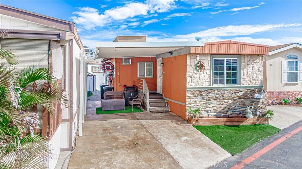 1850 W Orangethorpe 24, Fullerton, CA 92833