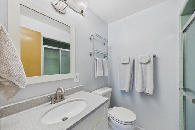 2640 Noble Avenue N, Golden Valley, MN 55422