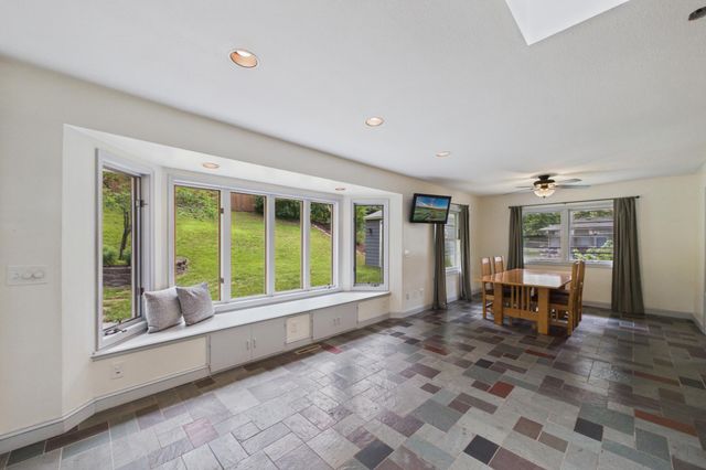 2640 Noble Avenue N, Golden Valley, MN 55422