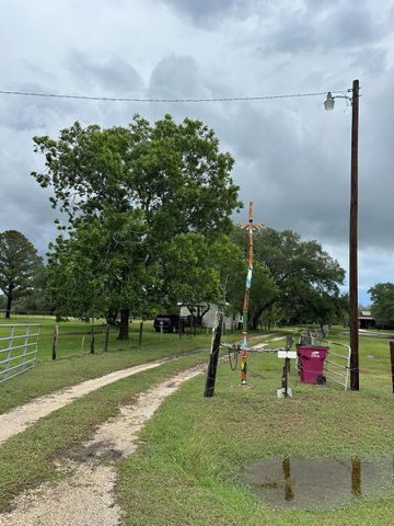 3809 Fm 2853, Palacios, TX 77465